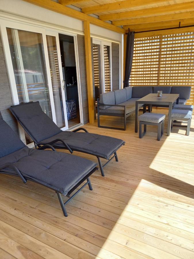 Mobile Home Agava Биоград на Мору Екстериор снимка